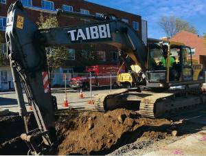  construction equipment used at Salem Hospital -  Petr. Mgt