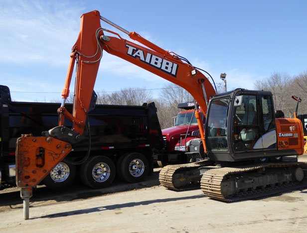 Hitachi excavator for rent